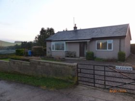 3 bedroom Cottage to...